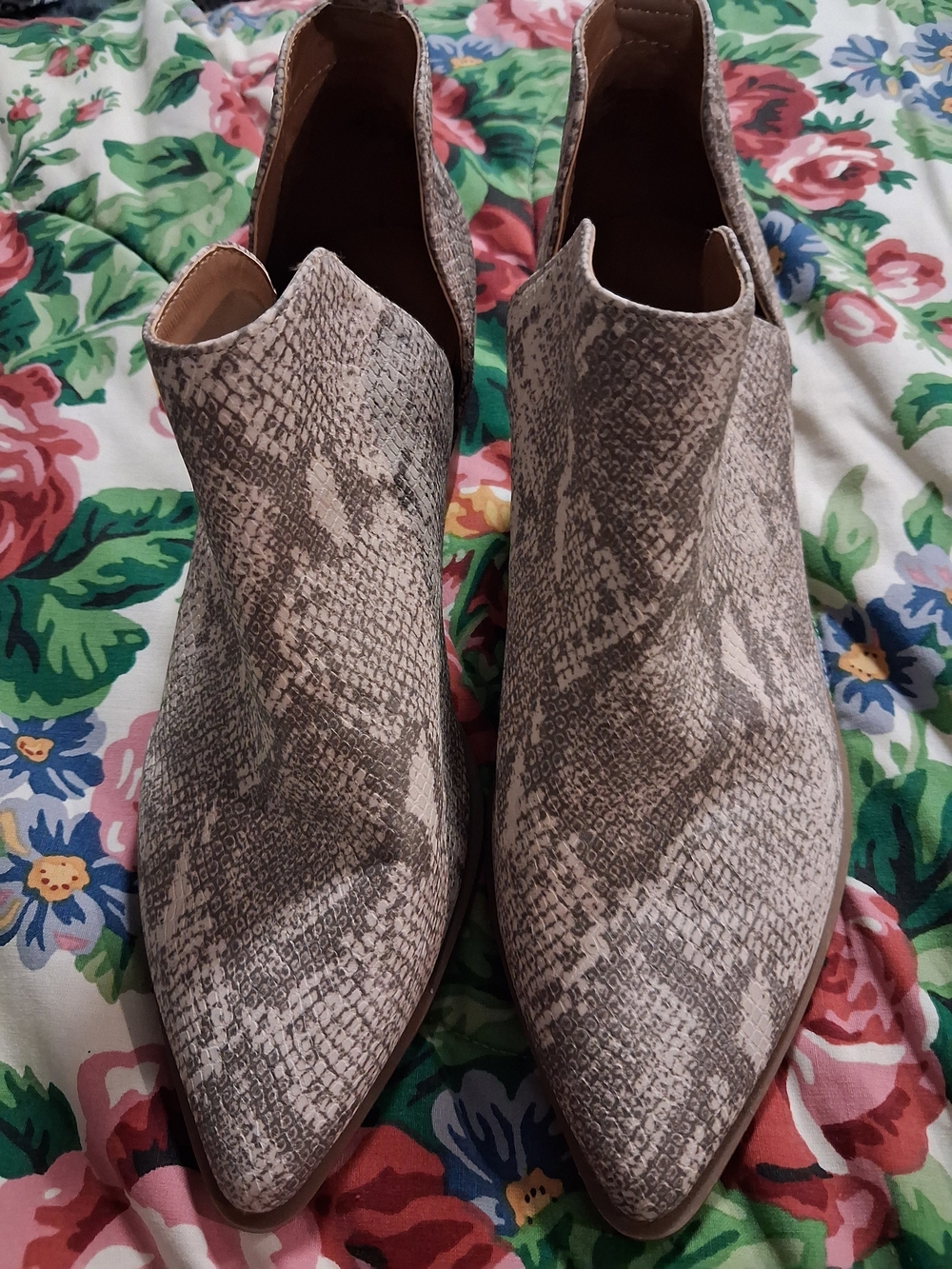 Universal Thread Snake-Print Pointed Ankle Booties in Beige and Gray